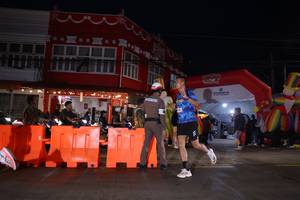 BIB: 
                            <button type="button" onclick="openModal(26221521)" class="btn btn-primary btn-sm float-right btn-popup" data-toggle="modal" data-target=".modal-high-quality">
                        <i class="fas fa-shopping-cart"></i> Add to Cart
                    </button>
                                            <button type="button" onclick="isThisMe(26221521, true)" class="btn btn-success btn-sm float-right btn-popup btn-isme hidden" data-toggle="tooltip" data-placement="bottom" title="นี่คือรูปของคุณใช่ไหม คลิกที่นี่เพื่อเอาเข้าอัลบั้ม">
                        <i class="fas fa-plus"></i> Add to album
                    </button>
                    <button type="button" onclick="isThisMe(26221521, false)" class="btn btn-warning btn-sm float-right btn-popup btn-isnotme hidden">
                        <i class="fas fa-ban"></i> Remove from album
                    </button>